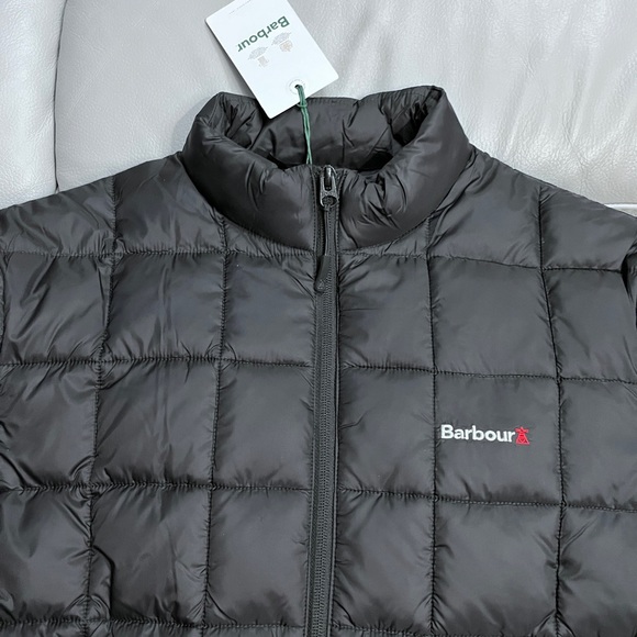 NWT - Barbour Unisex Lightweight Swale Quilted Jacket - Men M/Women L - Picture 3 of 11